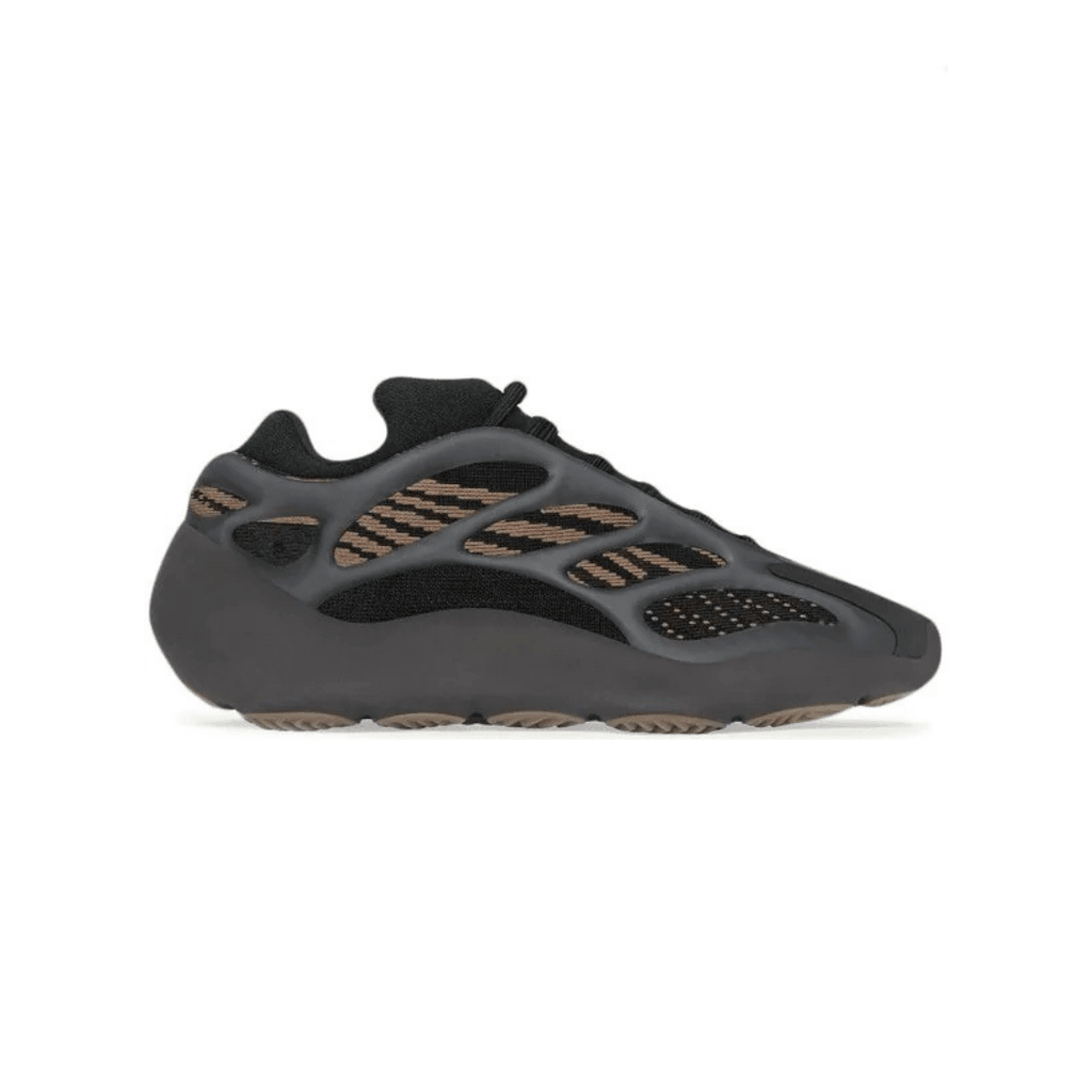 Yeezy 700 V3 Clay Brown - Nikefreakz